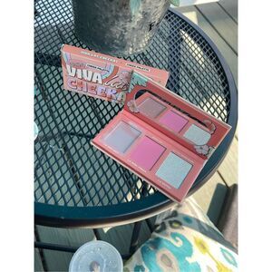 Alamar Cheek Palette Viva Las Cheekas - Fair/Light 3 shades